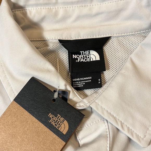 NWT Mens Tin Gray North Face First Trail Short Sleeve Snap Up Shirt SZ Small - Picture 4 of 6
